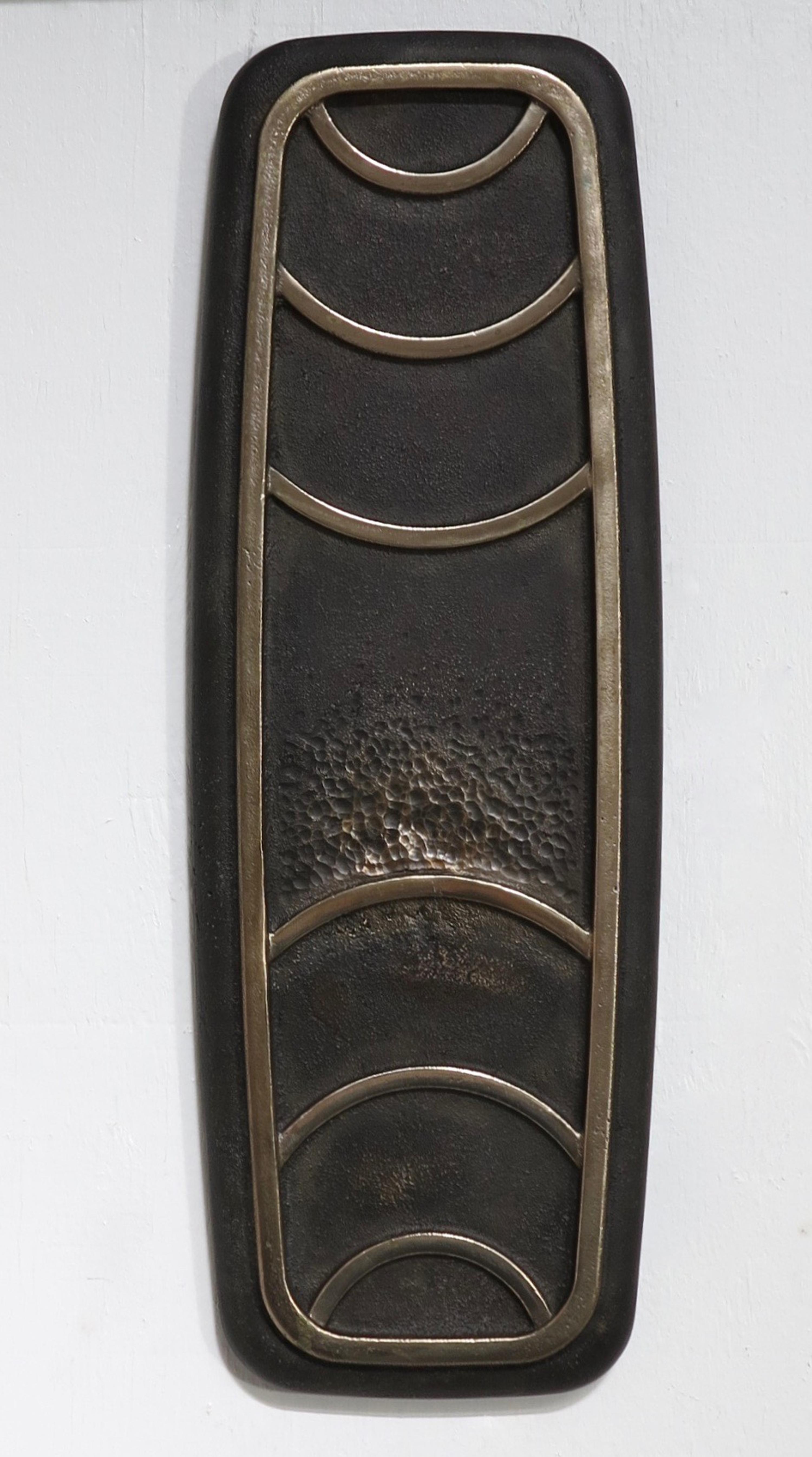 sale-Lynne Todaro, Tres